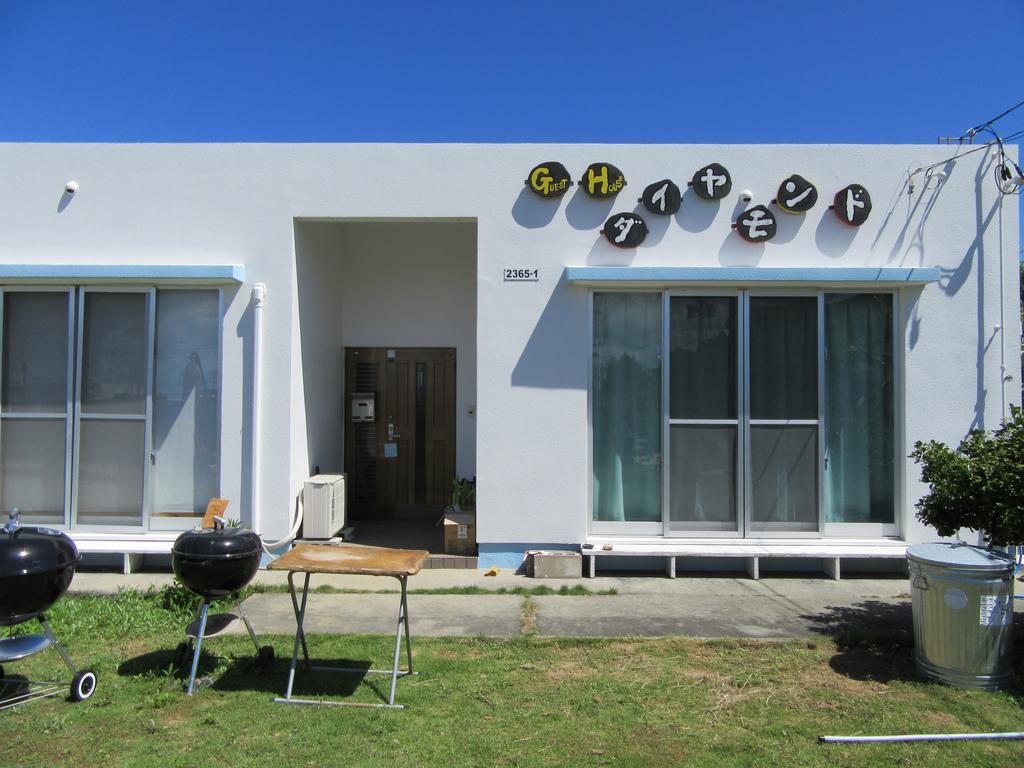 Guest House Diamond Yomitan Ngoại thất bức ảnh