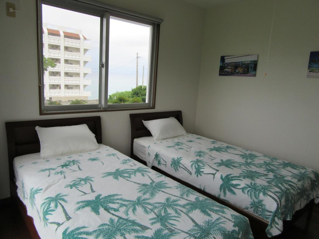 Guest House Diamond Yomitan Ngoại thất bức ảnh